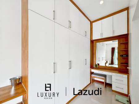 Terrain de 700 m² / cuisine extérieure / système solaire de 5 kW