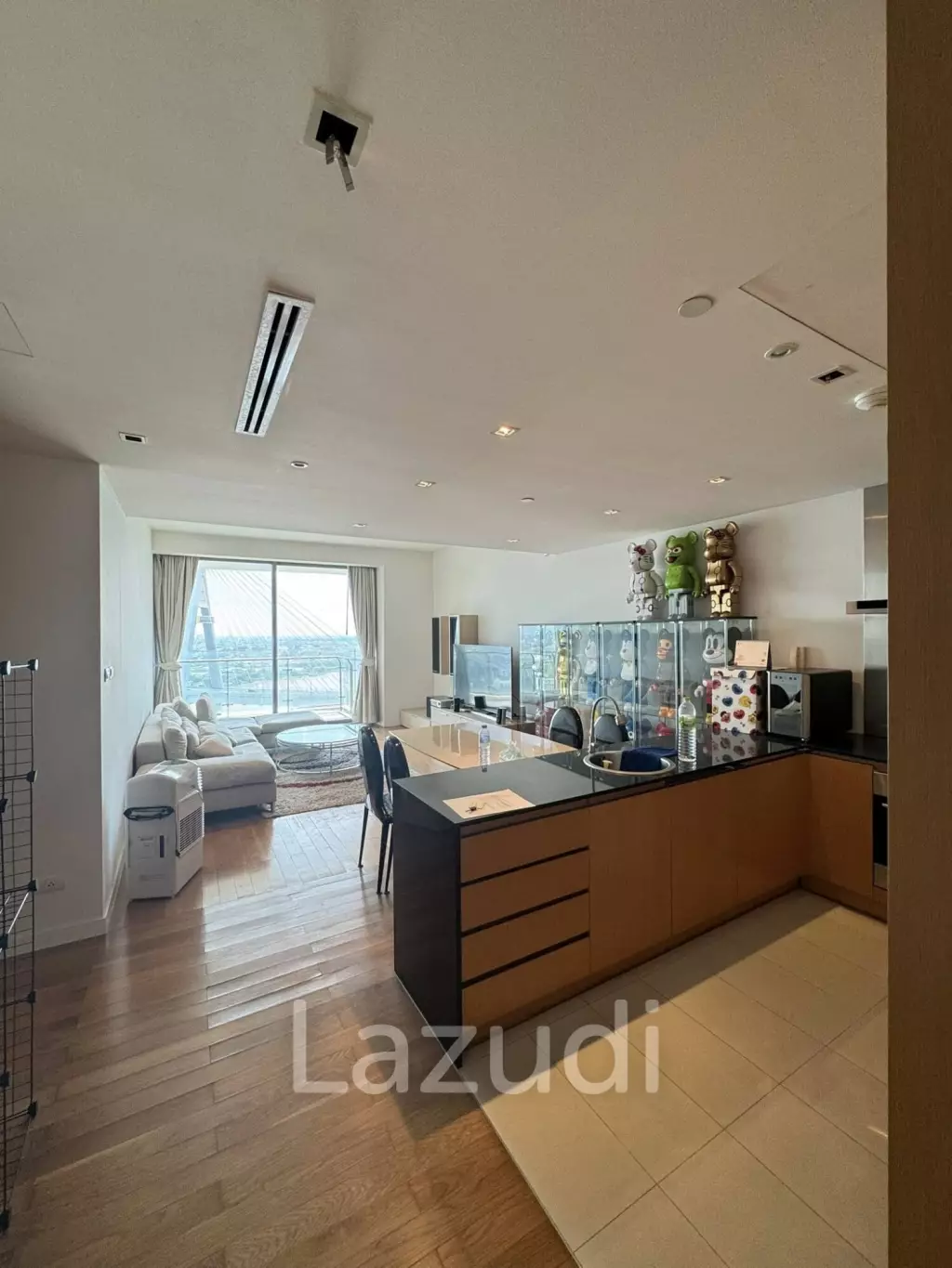 2 Bedroom 2 Bathroom 100 Sq.m The Pano