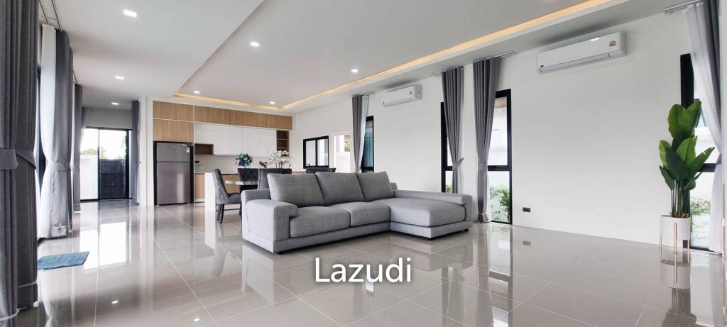 4 Beds 4 Baths 280 SQ.M. Paradise Villa Pattaya
