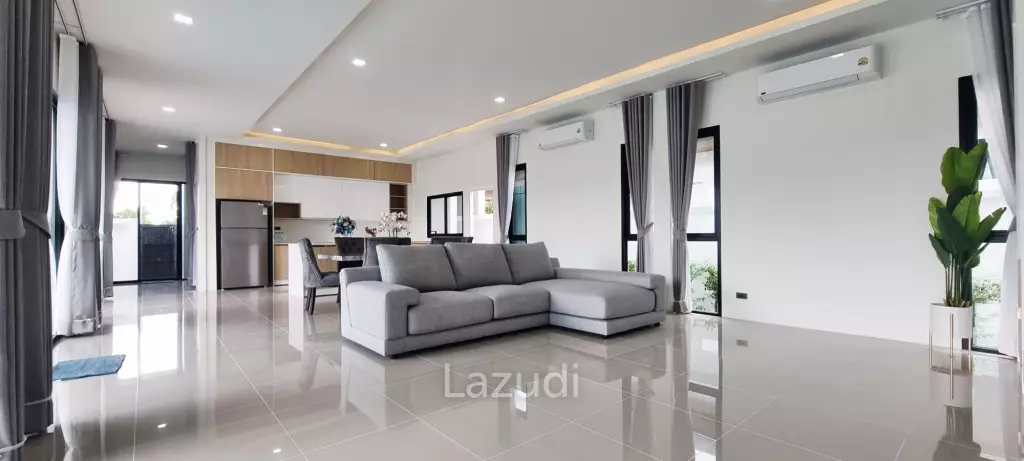 4 Beds 4 Baths 280 SQ.M. Paradise Villa Pattaya