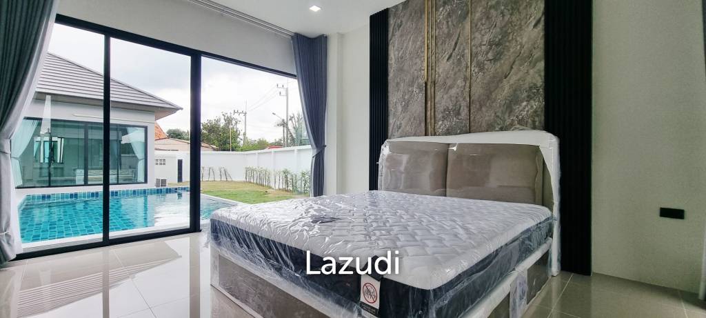 4 Beds 4 Baths 280 SQ.M. Paradise Villa Pattaya