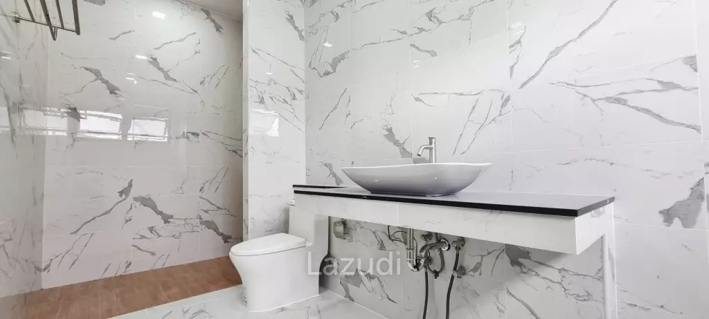 4 Beds 4 Baths 280 SQ.M. Paradise Villa Pattaya