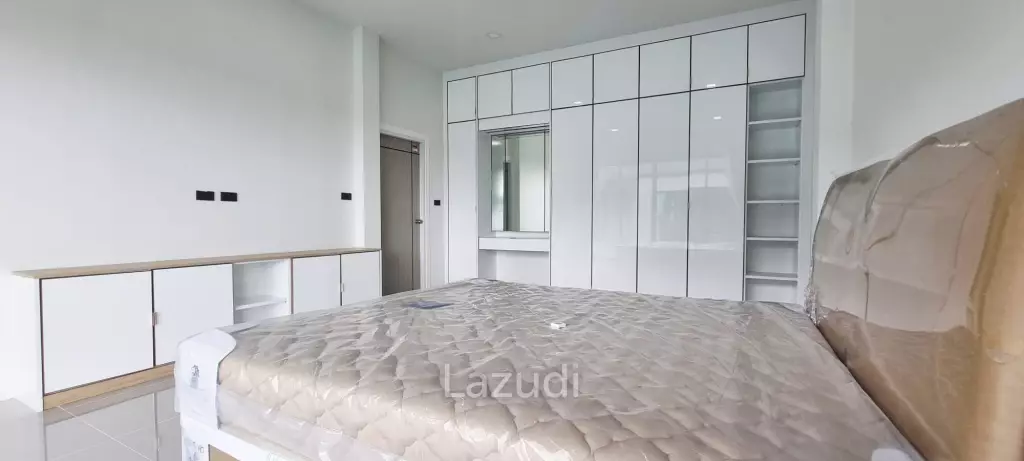 4 Beds 4 Baths 280 SQ.M. Paradise Villa Pattaya