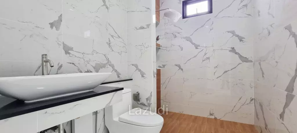4 Beds 4 Baths 280 SQ.M. Paradise Villa Pattaya