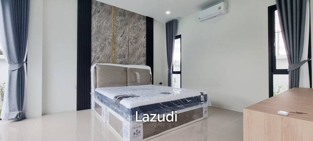 4 Beds 4 Baths 280 SQ.M. Paradise Villa Pattaya
