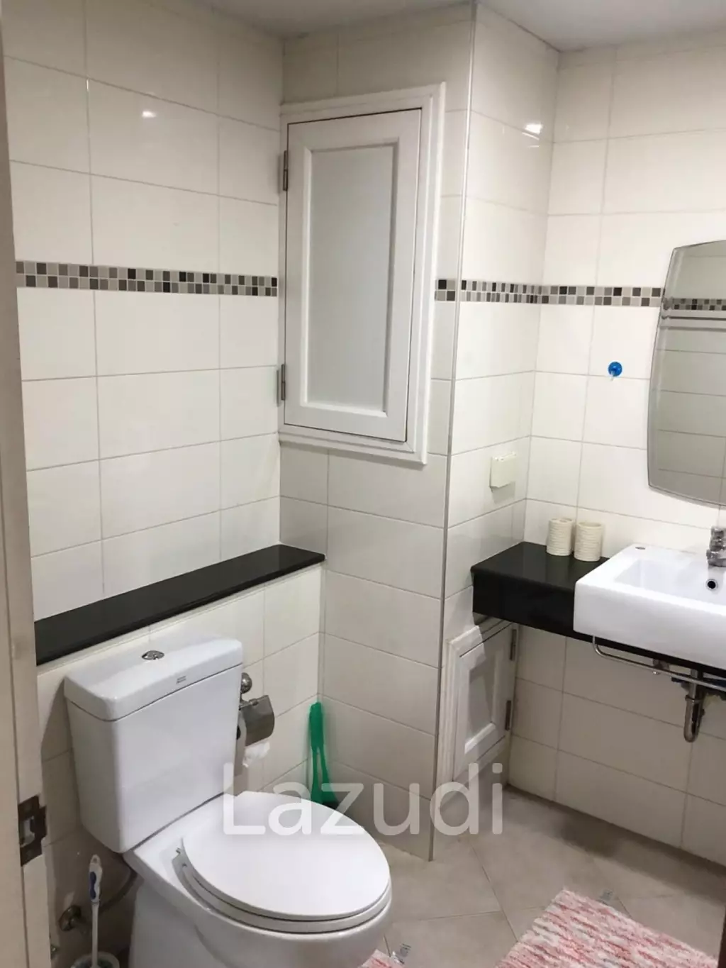 77 ตรม. คอนโด 1 ห้องนอนให้เช่าใจกลางย่านนิมมาน