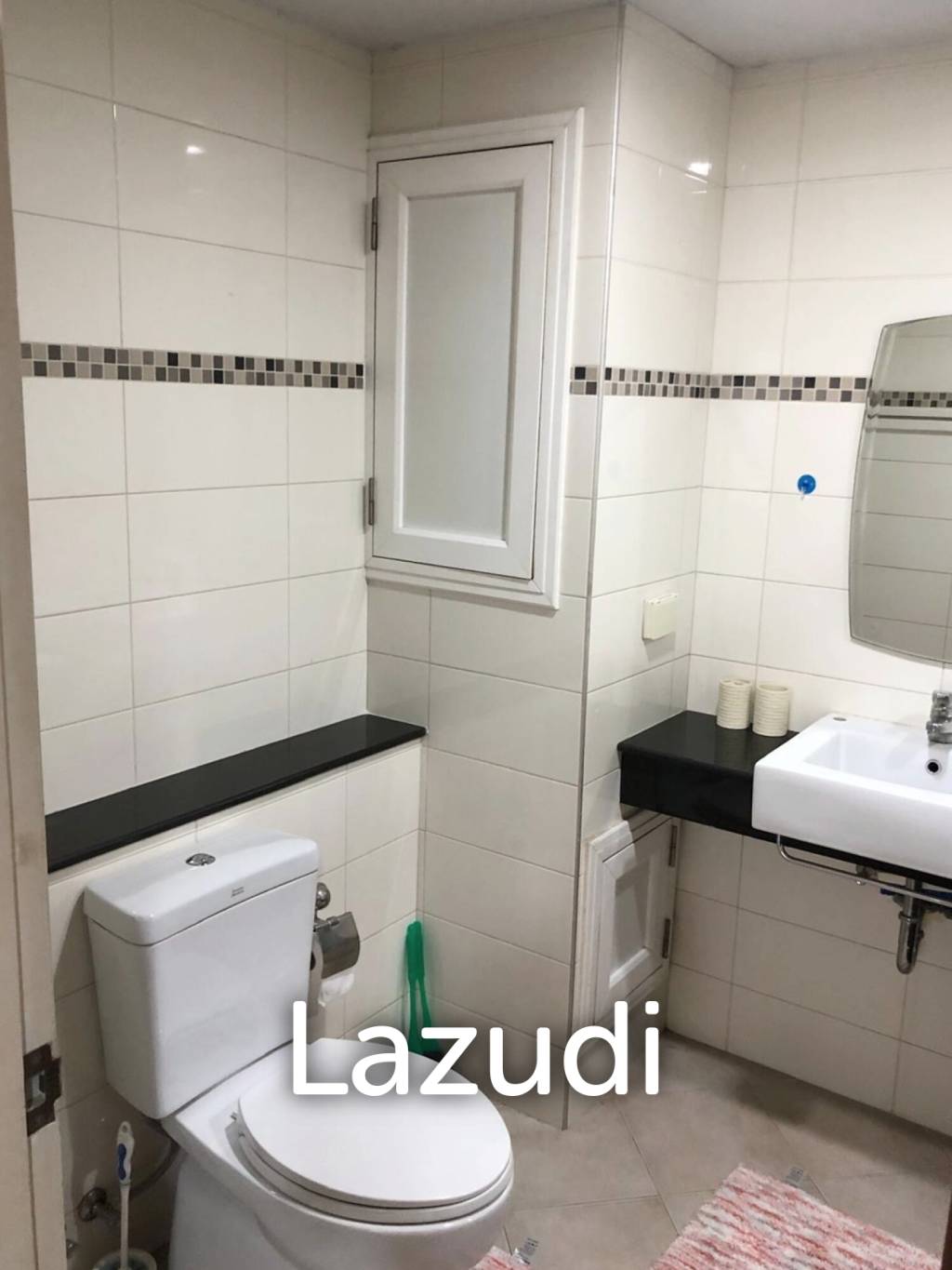 77 SQ.M. 1 bedroom condo for rent in the center of Nimman