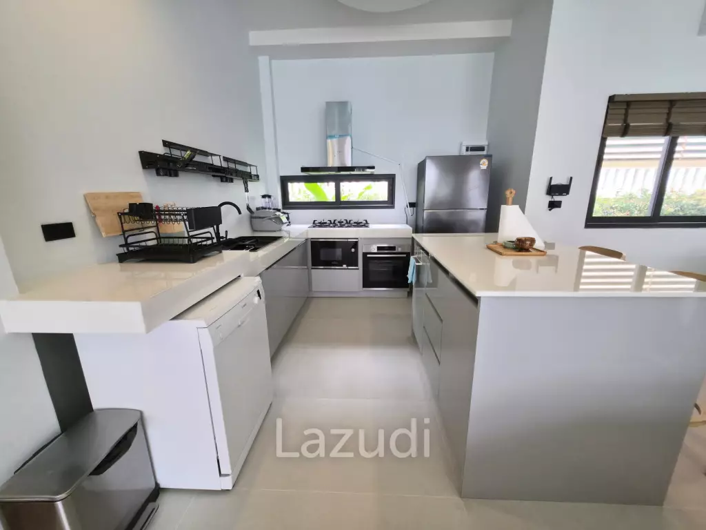 Brand-new 3-Bed Garden-Pool Villa for Sale in Central Bophut Area
