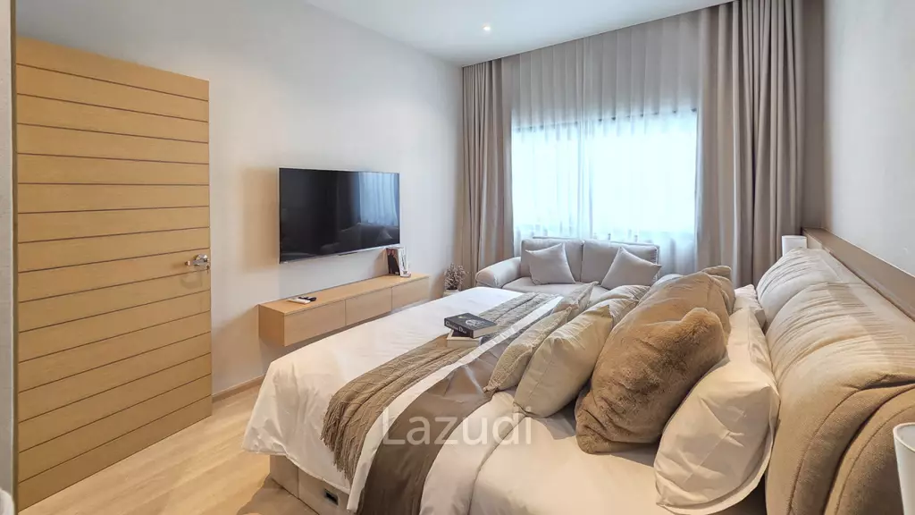 Modern Compact 2-Bedroom Pool Villa for Sale in Chalong