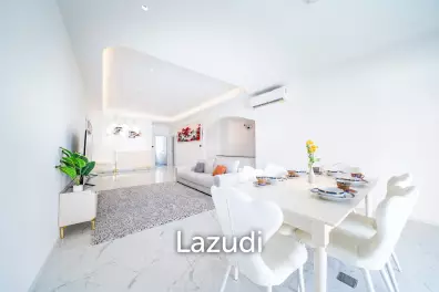 5 Beds 4 Baths 350 SQ.M. Pattaya Paradise Village