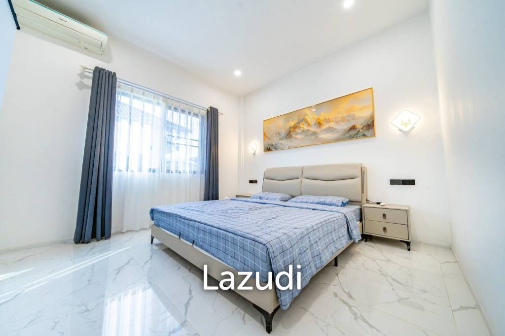 5 Beds 4 Baths 350 SQ.M. Pattaya Paradise Village