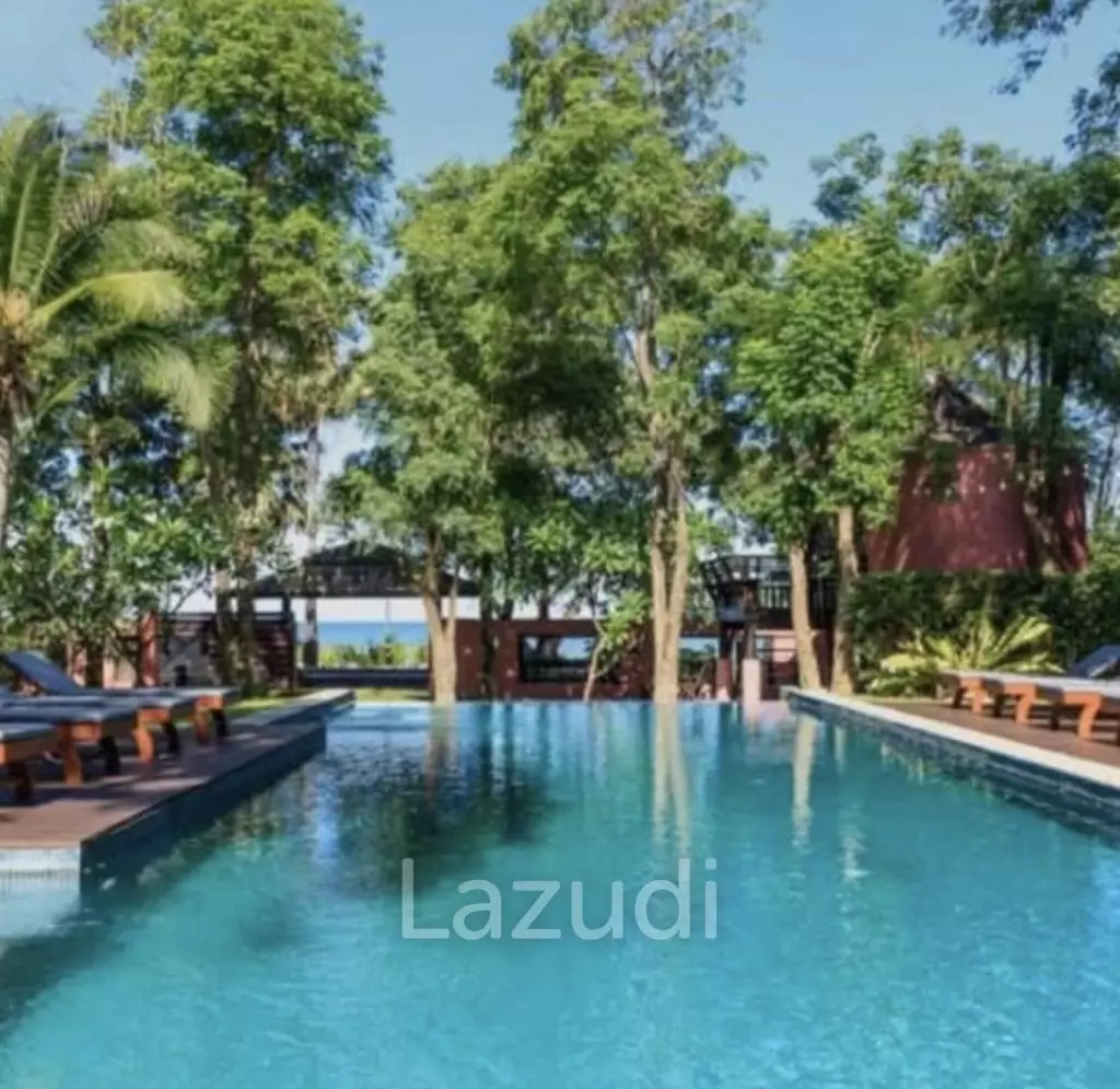 RESORT : Sea View Main House plus 3 guest bungalows