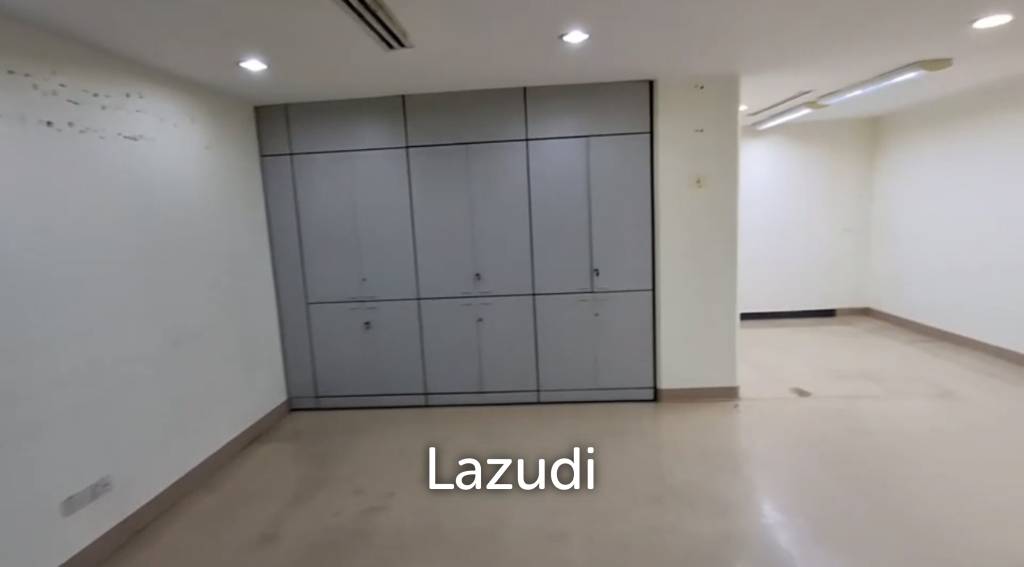 Premium Partially Office Space in Rajapark Building