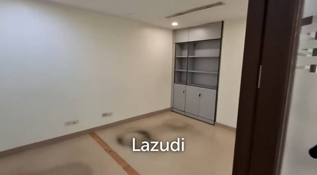 Premium Partially Office Space in Rajapark Building