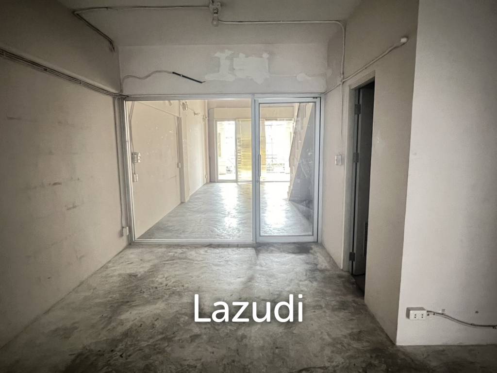 Prime Retail Space in Khlong Tan Bangkok