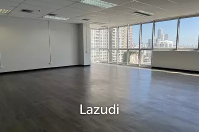 Modern Office Space in Khlong Tan Nuea, Bangkok
