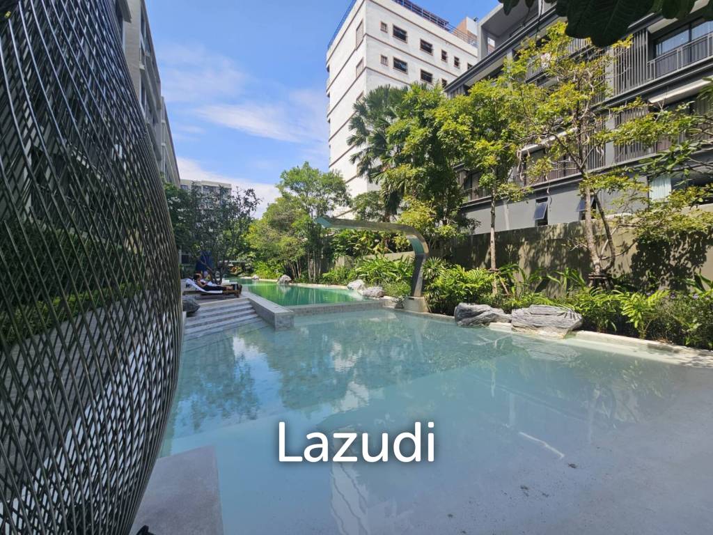 MARVEST :  2 Bed condo near town center and beach