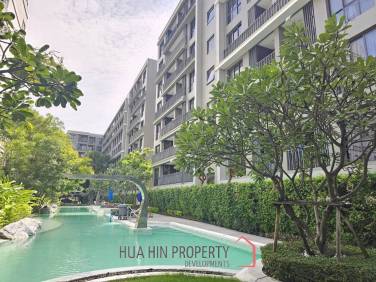 MARVEST :  2 Bed condo near town center and beach