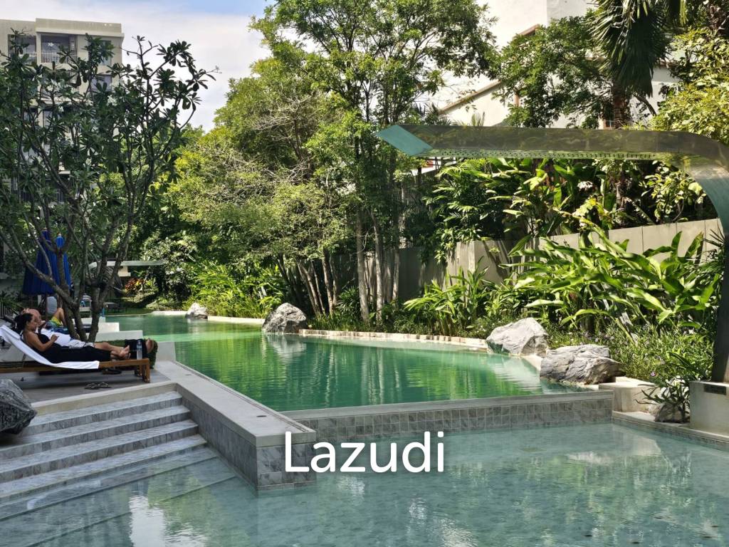 MARVEST :  2 Bed condo near town center and beach