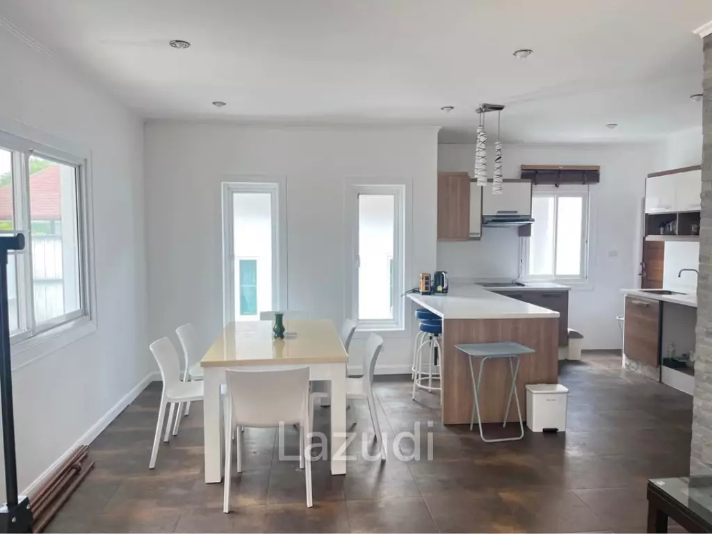 Single-Family 3-Bedroom Villa for Rent in Rawai