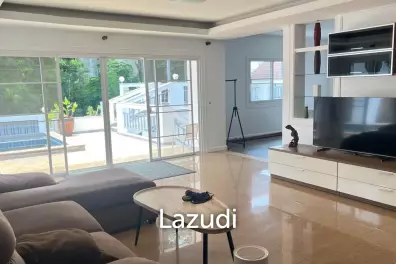 Single-Family 3-Bedroom Villa for Rent in Rawai