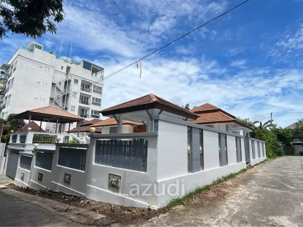 Single-Family 3-Bedroom Villa for Rent in Rawai