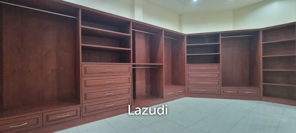 5 Beds 6 Baths 900 SQ.M. Luxury Mediterranean Villa