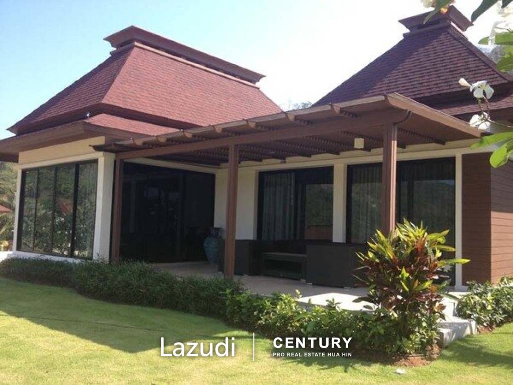 PANORAMA: Beautiful 3 bed Bali Pool Villa with Complete 2 Bed Guest Villa