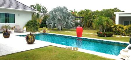 Baan Phu Thara: Pool Villa mit 3 Schlafzimmern und 3,5 Badezimmern