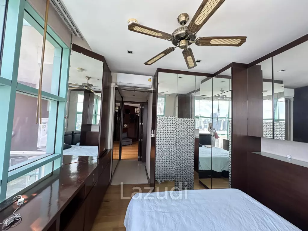1 bed 1 bath 68 sqm. at Chatrium Residence Riverside