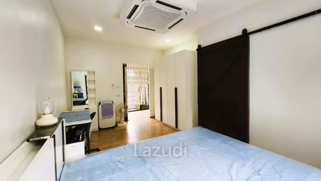 3 Bed Beachfront Villa at Bor Nok