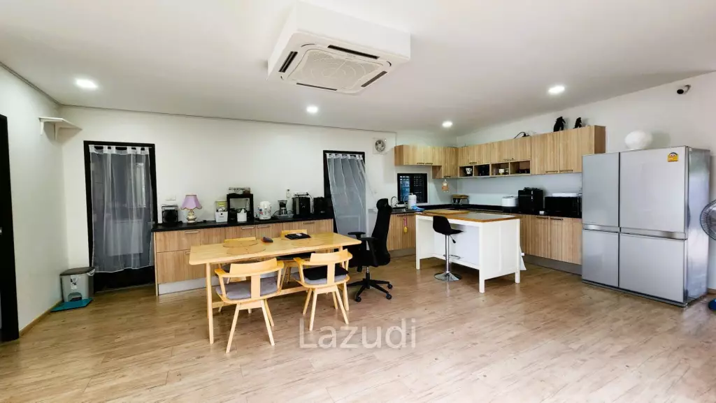 3 Bed Beachfront Villa at Bor Nok