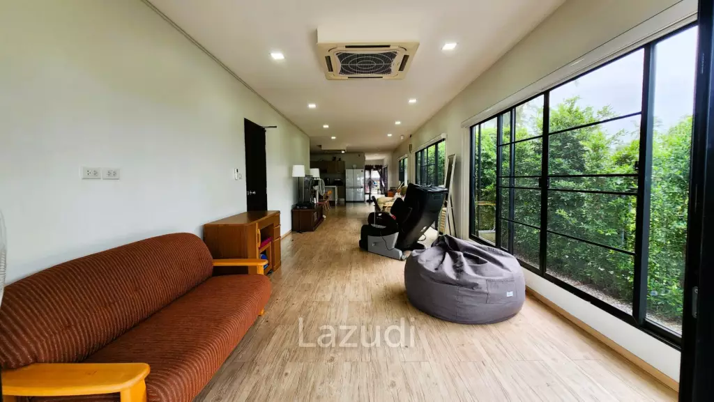 3 Bed Beachfront Villa at Bor Nok