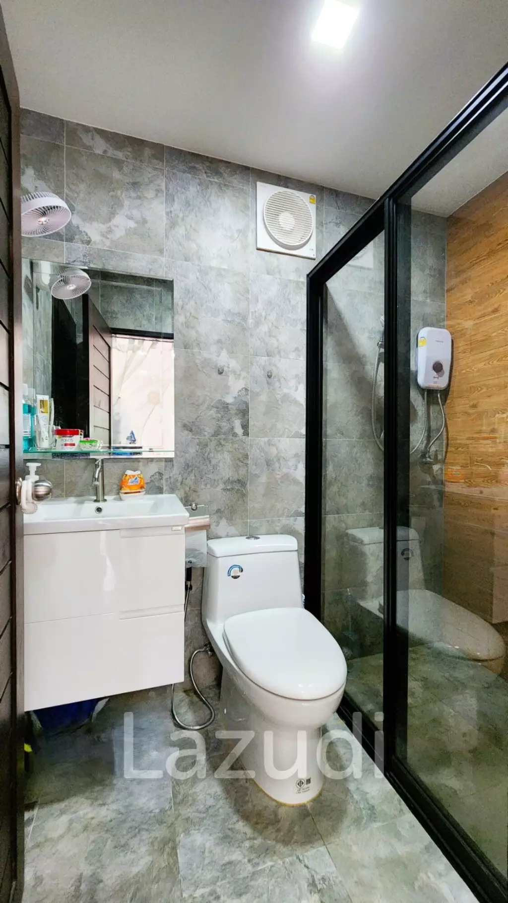 3 Bed Beachfront Villa at Bor Nok