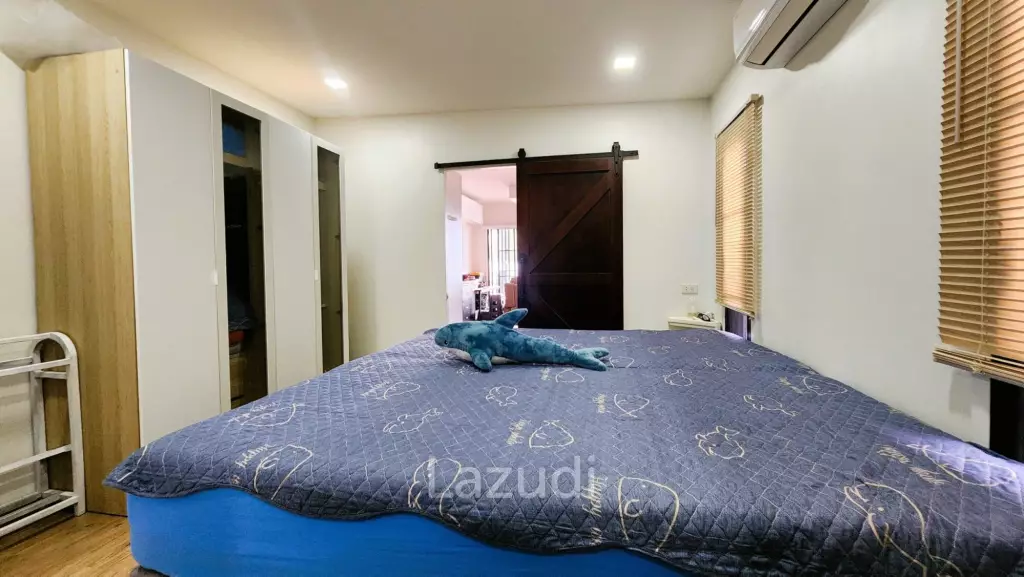 3 Bed Beachfront Villa at Bor Nok