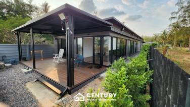 3 Bed Beachfront Villa at Bor Nok