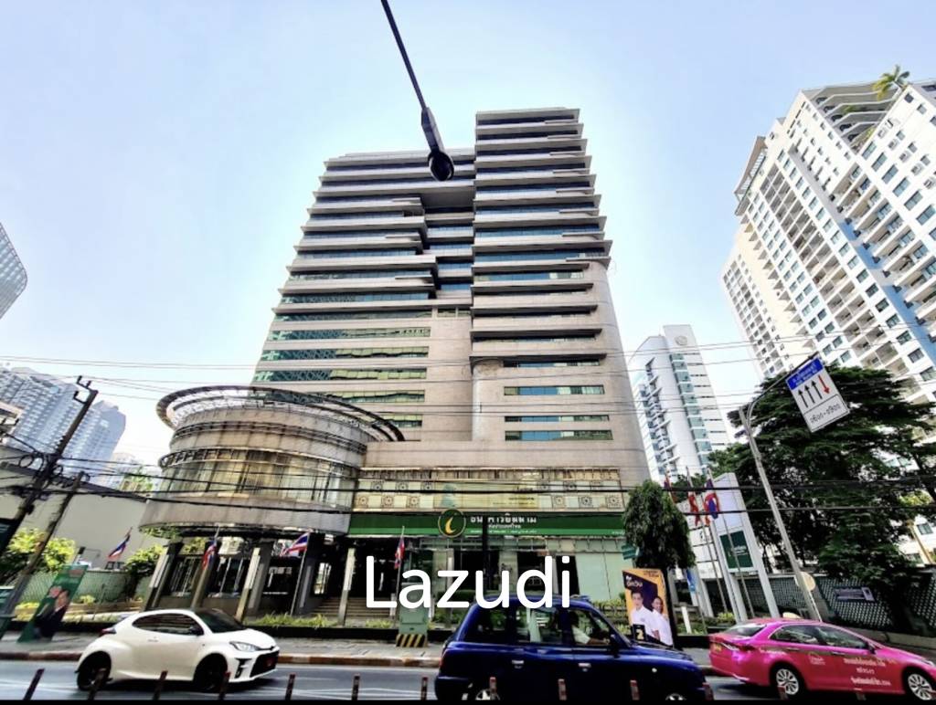 Prime Retail Space in Nuam Building Asoke