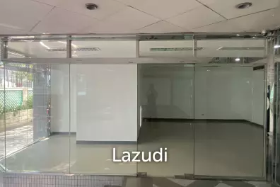 Prime Retail Space in Nuam Building Asoke