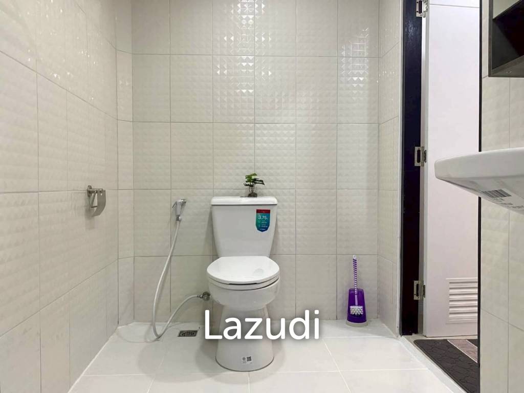 3 Beds 2 Baths 100 SQ.M. Pattaya Rungrueng Village