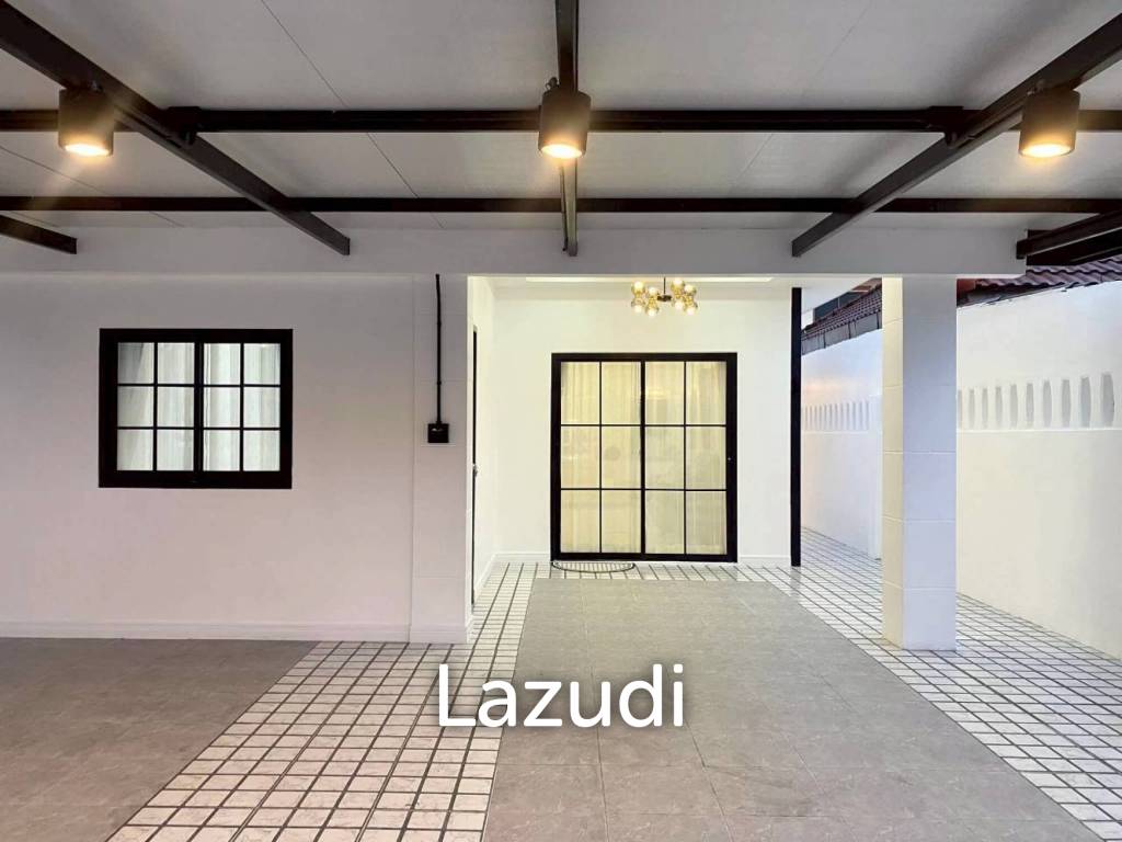 3 Beds 2 Baths 100 SQ.M. Pattaya Rungrueng Village
