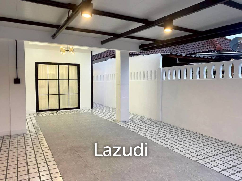 3 Beds 2 Baths 100 SQ.M. Pattaya Rungrueng Village
