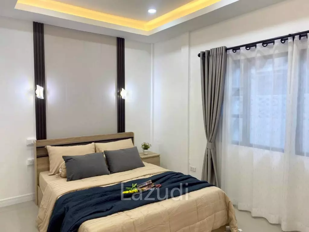 3 Beds 2 Baths 100 SQ.M. Pattaya Rungrueng Village