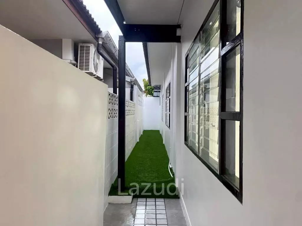3 Beds 2 Baths 100 SQ.M. Pattaya Rungrueng Village