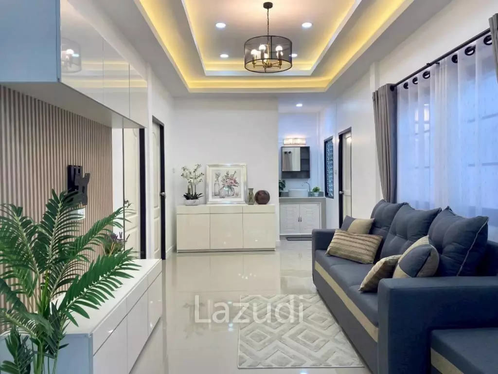 3 Beds 2 Baths 100 SQ.M. Pattaya Rungrueng Village