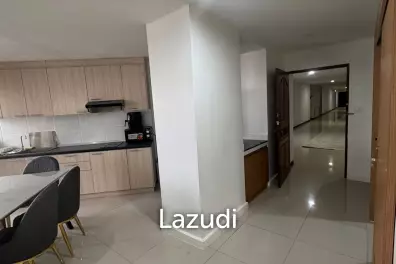 Luxurious 2-Bedroom Condo in D.S. Tower 2 Bangkok