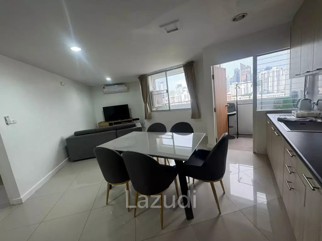 Luxurious 2-Bedroom Condo in D.S. Tower 2 Bangkok