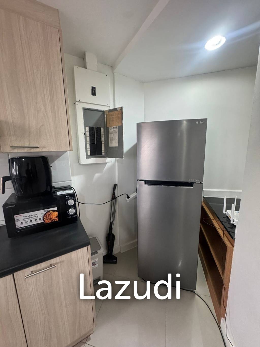 Luxurious 2-Bedroom Condo in D.S. Tower 2 Bangkok