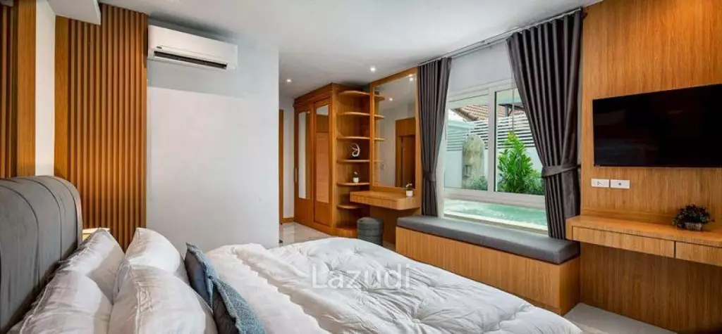 4 Bedrooms 5 Bathrooms 240 SQ.M. Suksabai Villa