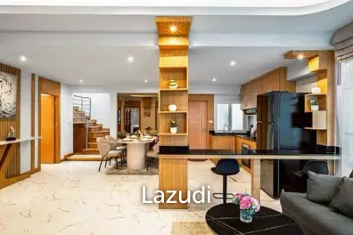 4 Bedrooms 5 Bathrooms 240 SQ.M. Suksabai Villa