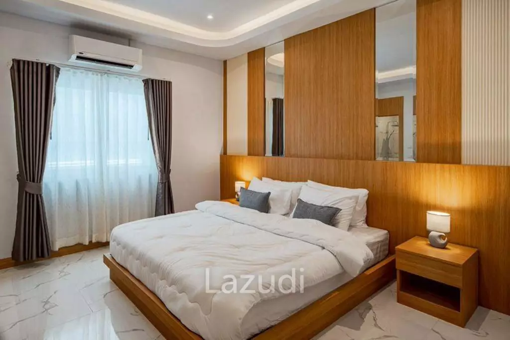 4 Bedrooms 5 Bathrooms 240 SQ.M. Suksabai Villa